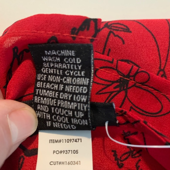 Torrid Verbiage Print Bow One Shoulder Blouse New - Picture 9 of 12